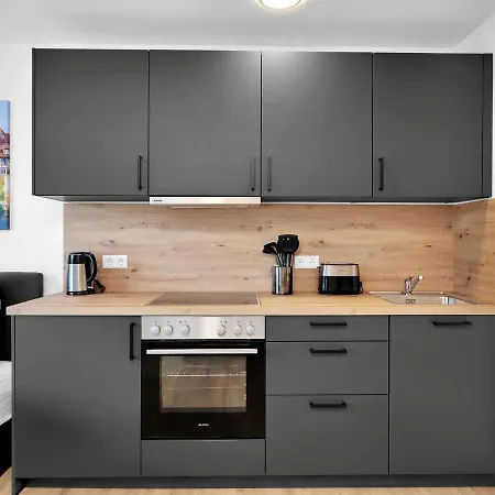 Inhome - Kueche - Parken - Tv 아파트호텔 3*