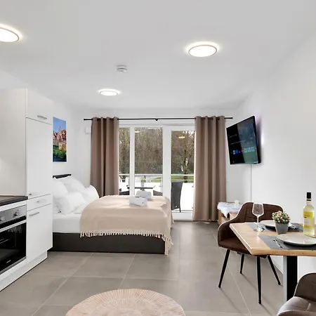 Inhome - Kueche - Parken - Tv 아파트호텔