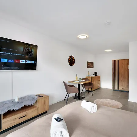 Inhome - Kueche - Parken - Tv