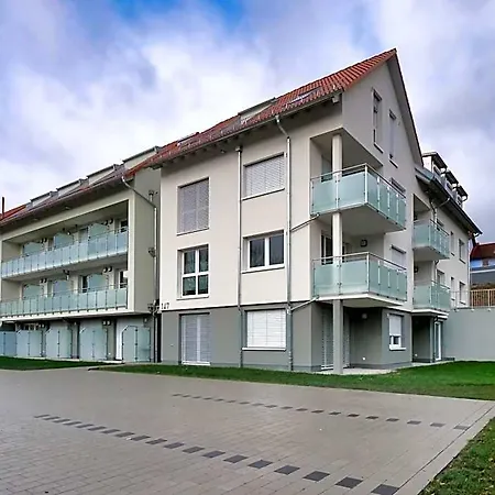 Inhome - Kueche - Parken - Tv Apartmanhotel