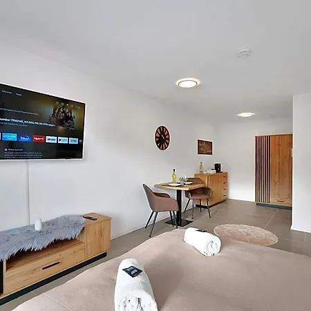 Apartmanhotel Inhome - Kueche - Parken - Tv 3*